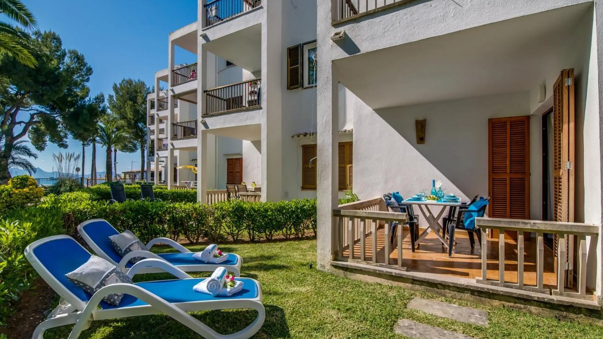 Apartment With Private Garden Alcudia