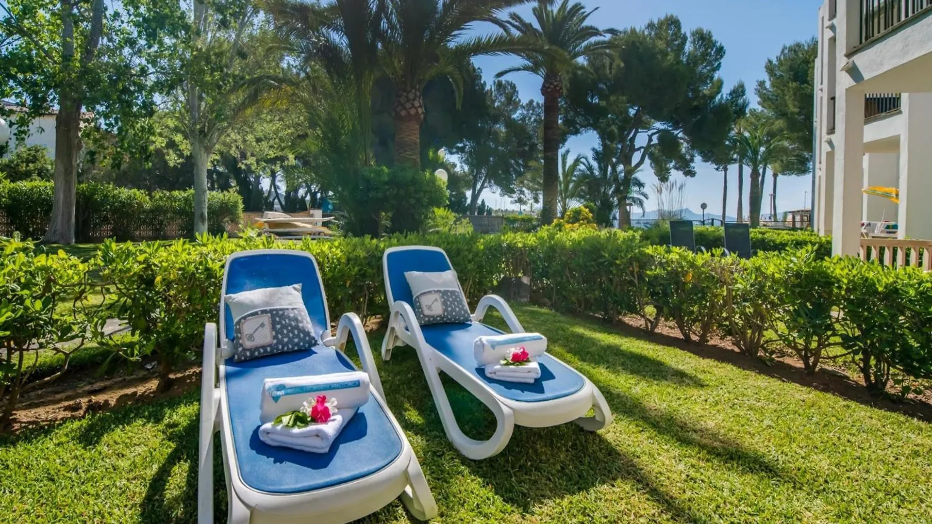 Apartment With Private Garden Alcudia